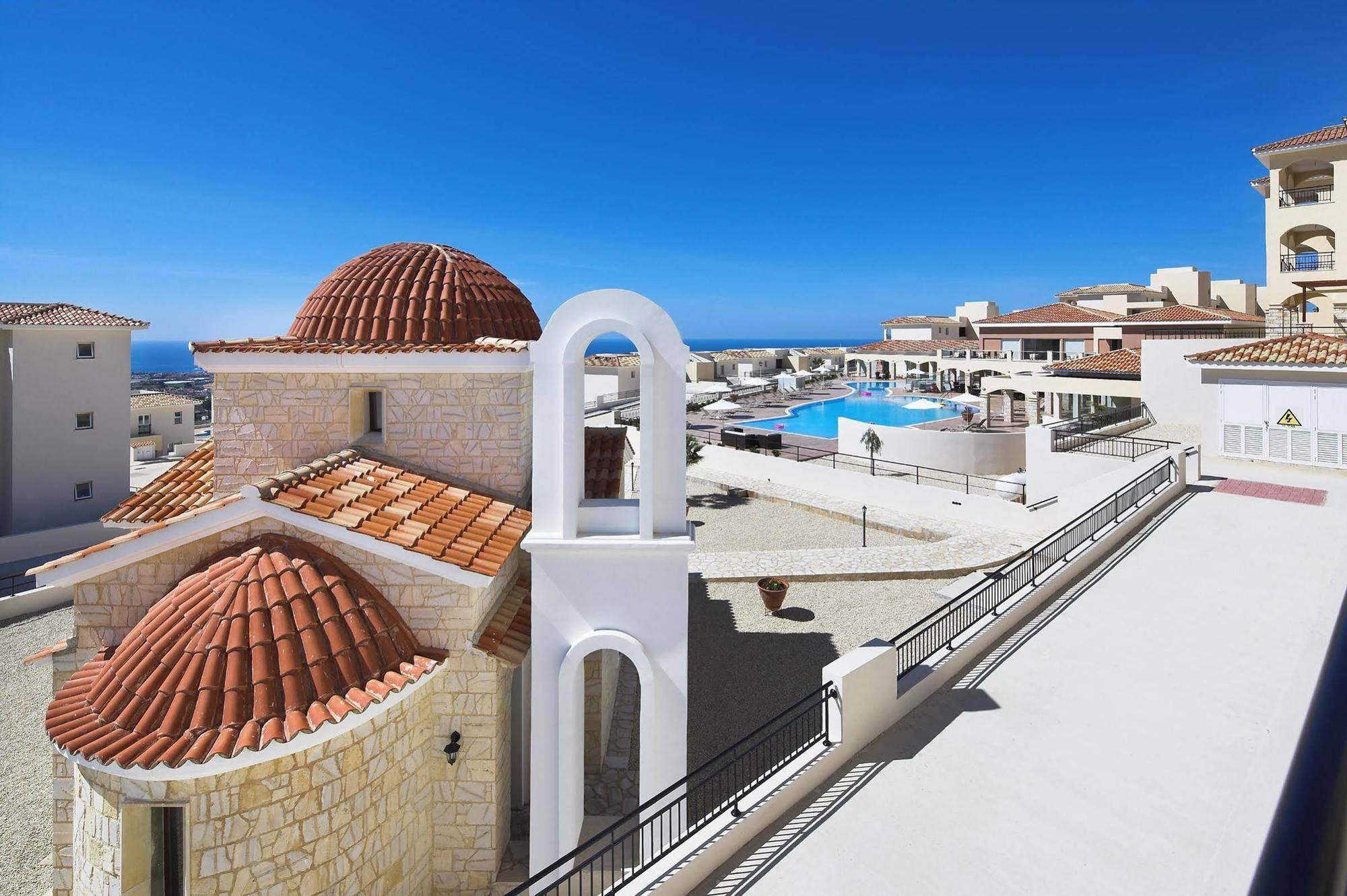 Club St. George (Adults Only) Lejlighedshotel Trimitusa Eksteriør billede